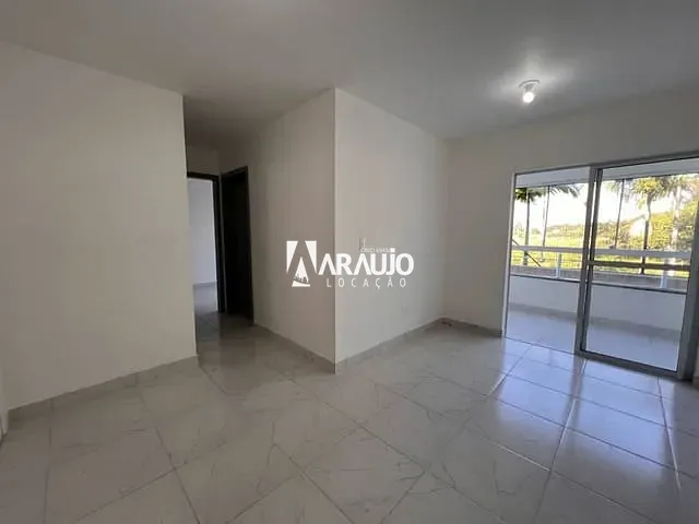Apartamento 2 quartos e 1 banheiro, para alugar, no bairro Espinheiros em Itajaí
