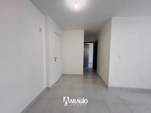 Apartamento 2 quartos e 1 banheiro, para alugar, no bairro Espinheiros em Itajaí