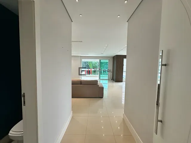 Apartamento 3 quartos e 4 banheiros, para alugar, no bairro Gleba Fazenda Palhano em Londrina