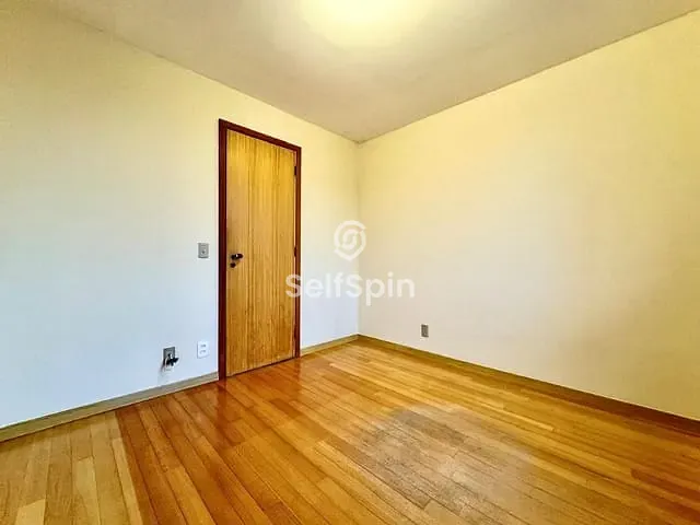Apartamento com 100m² 2 quartos e 1 banheiro, para alugar, no bairro Icaraí em Niterói