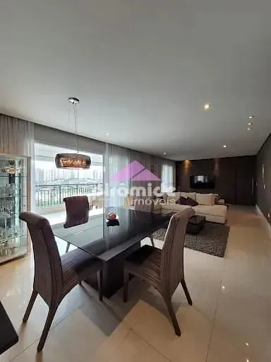 Apartamento, 4 quartos, 176 m² - Foto 1