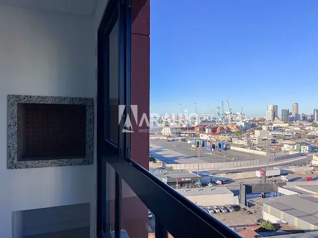Apartamento 2 quartos e 2 banheiros, à venda, no bairro São João em Itajaí