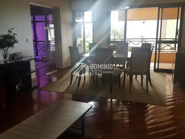 Apartamento 3 quartos e 3 banheiros, à venda, no bairro Mercês em Uberaba