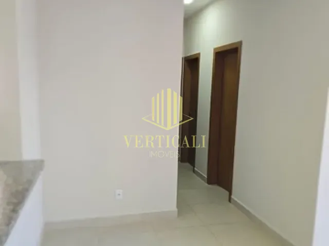 Apartamento com 66m² 3 quartos e 2 banheiros, para alugar, no bairro Jardim das Palmeiras em Cuiabá