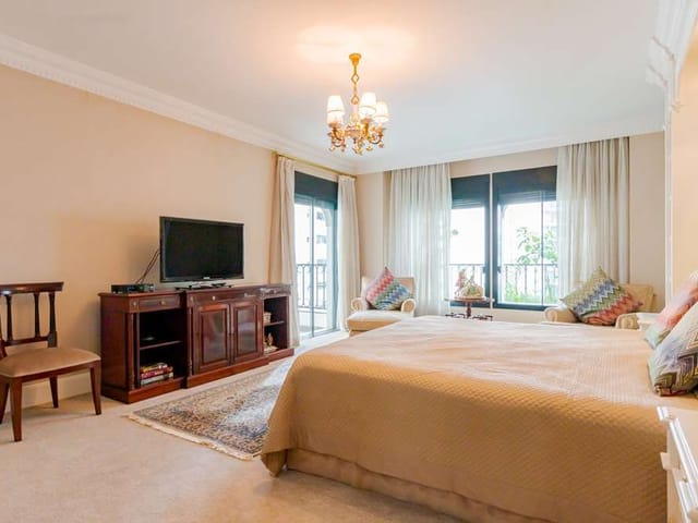 Foto do Apartamento - Apartamento à venda 4 Quartos 4 Suites 5 Vagas 455M² Higienópolis São Paulo - SP | Lares e Andares Imóveis