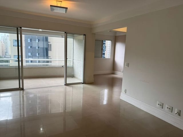 Foto do Apartamento - Apartamento para venda em Moema com 3 quartos, sendo 1 suíte , 104m² | Correteria Imóveis