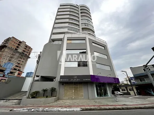 Apartamento 3 quartos e 2 banheiros, à venda, no bairro Centro em Itajaí
