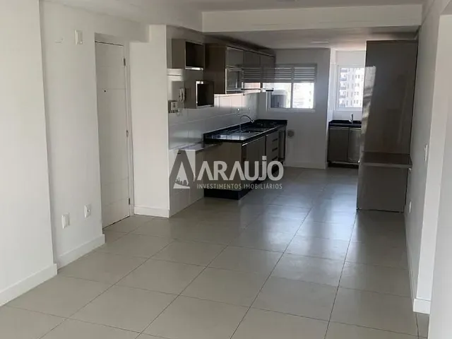 Apartamento 3 quartos e 2 banheiros, à venda, no bairro Centro em Itajaí