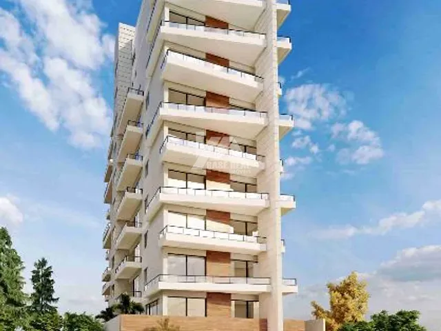Apartamento 2 quartos e 1 banheiro, à venda, no bairro Oficinas em Ponta Grossa