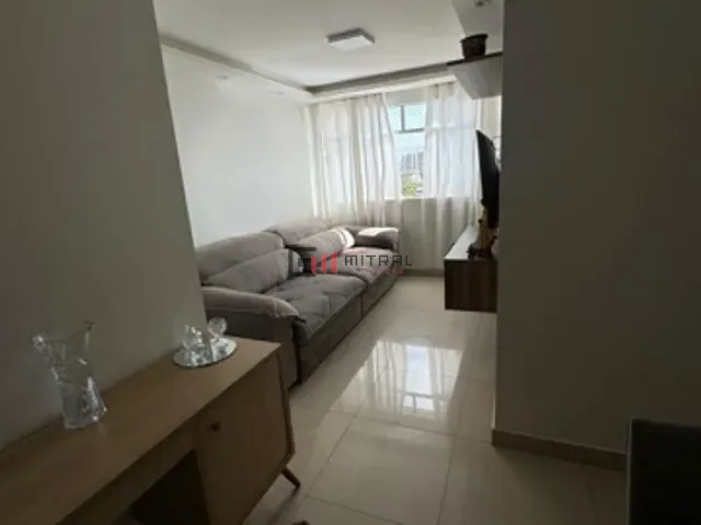Apartamento 3 quartos e 2 banheiros, à venda, no bairro Centro em Londrina