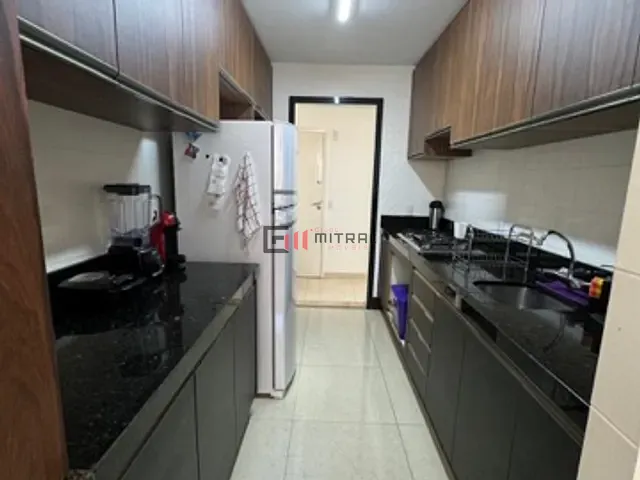 Apartamento 3 quartos e 2 banheiros, à venda, no bairro Centro em Londrina