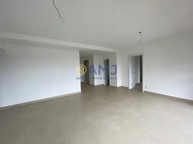 Apartamento 3 quartos e 5 banheiros, à venda, no bairro Setor Marista em Goiânia
