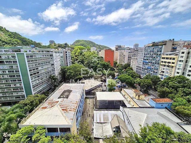 Apartamento com 140m² 2 quartos e 4 banheiros, à venda, no bairro Copacabana em Rio de Janeiro