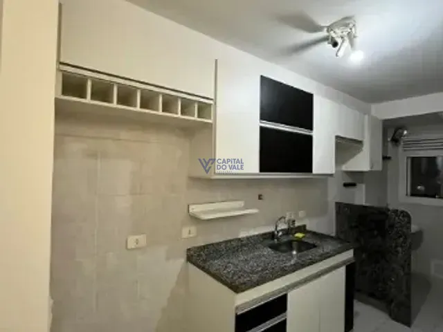 Apartamento 2 quartos e 2 banheiros, para alugar, no bairro Conjunto Residencial Trinta e Um de Março em São José dos Campos