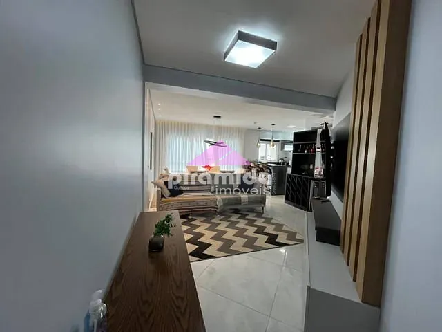 Apartamento 3 quartos e 2 banheiros, à venda, no bairro Indaiá em Caraguatatuba