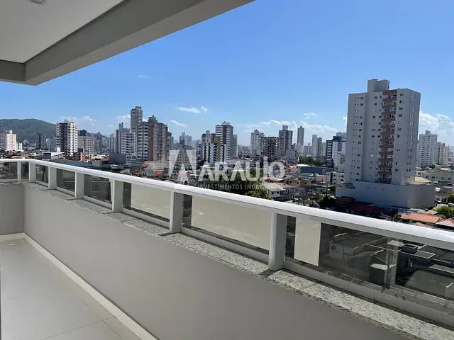 Apartamento com 125m² 2 quartos e 2 banheiros, à venda, no bairro Centro em Itajaí