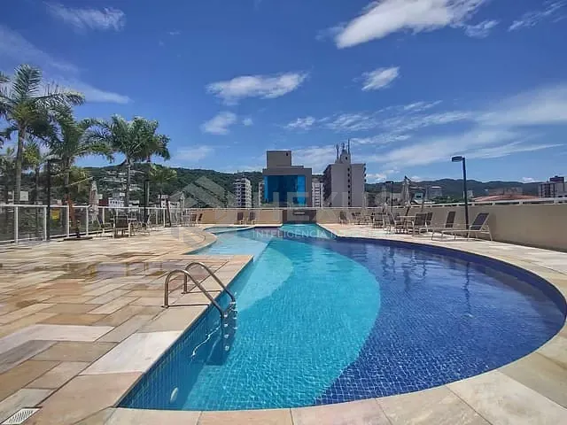Apartamento com 150m² 3 quartos e 2 banheiros, à venda, no bairro Enseada em Guarujá