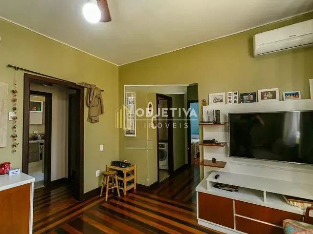 Apartamento 3 quartos e 1 banheiro, à venda, no bairro Floresta em Porto Alegre