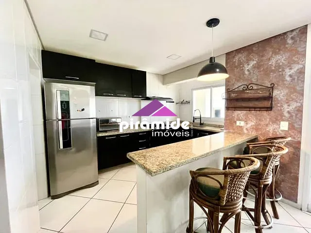 Apartamento 3 quartos e 2 banheiros, à venda, no bairro Indaiá em Caraguatatuba