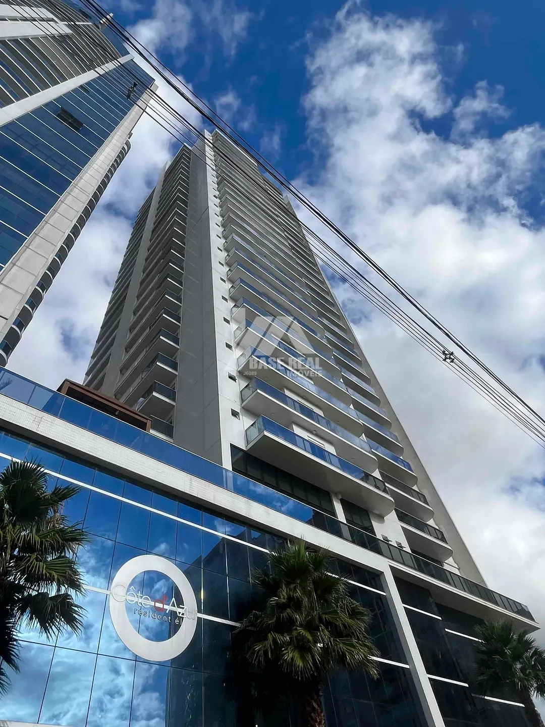 Apartamento Alto Padrão para Venda — Oficinas