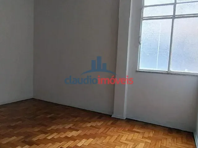 Apartamento 2 quartos e 1 banheiro, para alugar, no bairro Ano Bom em Barra Mansa