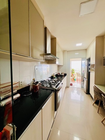 Apartamento 3 quartos e 4 banheiros, à venda, no bairro Duque de Caxias II em Cuiabá