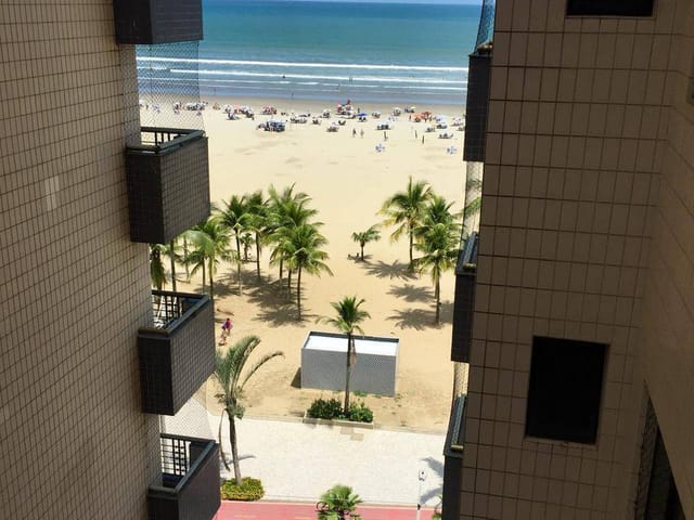 Foto do Apartamento - De Frente Para a Praia 🏖️ — Apartamento com Vista Mar, 86m² com 2 Dormitórios, 1 Vaga de Garagem, Condomínio com Piscina! | Organização Imobiliária Açores