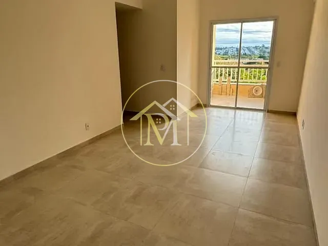 Apartamento 3 quartos e 2 banheiros, para alugar, no bairro Parque Campolim em Sorocaba