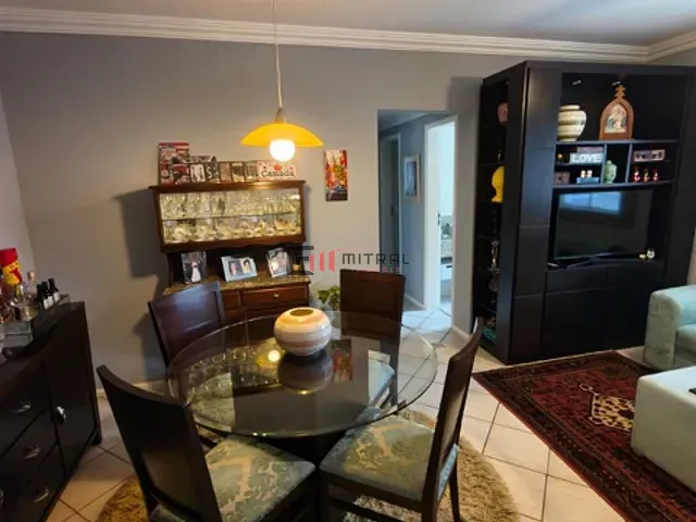 Apartamento 2 quartos e 1 banheiro, à venda, no bairro Centro em Londrina