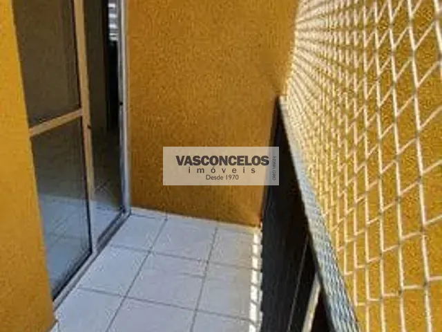 Apartamento 2 quartos e 1 banheiro, à venda, no bairro Jardim Ismênia em São José dos Campos