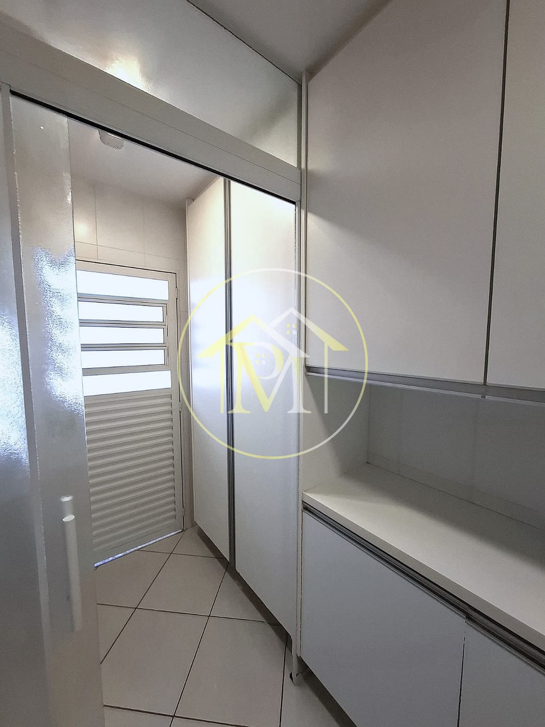 Apartamento para alugar com 3 quartos, 90m² - Foto 11