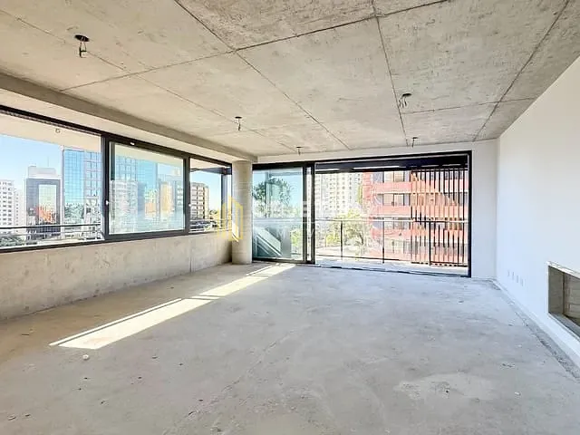 Apartamento 3 quartos e 5 banheiros, à venda, no bairro Petrópolis em Porto Alegre