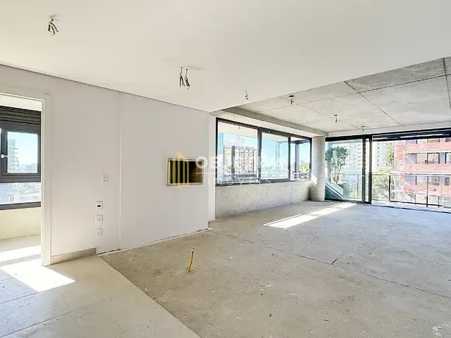 Apartamento 3 quartos e 5 banheiros, à venda, no bairro Petrópolis em Porto Alegre