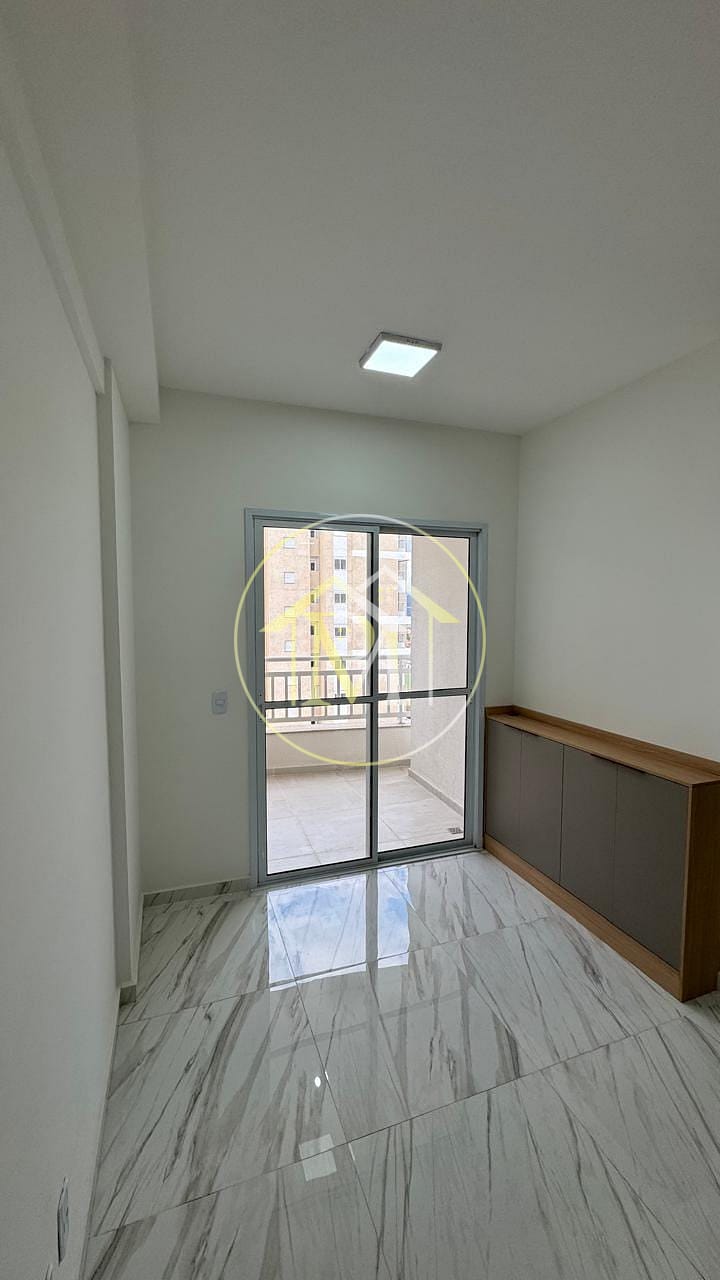 Apartamento para alugar com 3 quartos, 67m² - Foto 4