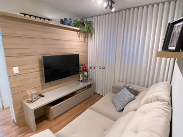 Apartamento 2 quartos e 1 banheiro, à venda, no bairro Leonor em Londrina