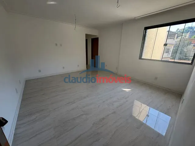 Apartamento 2 quartos e 2 banheiros, à venda, no bairro Vila Orlandelia em Barra Mansa