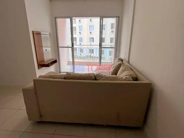 Apartamento 2 quartos e 2 banheiros, para alugar, no bairro Lomanto Júnior em Itabuna