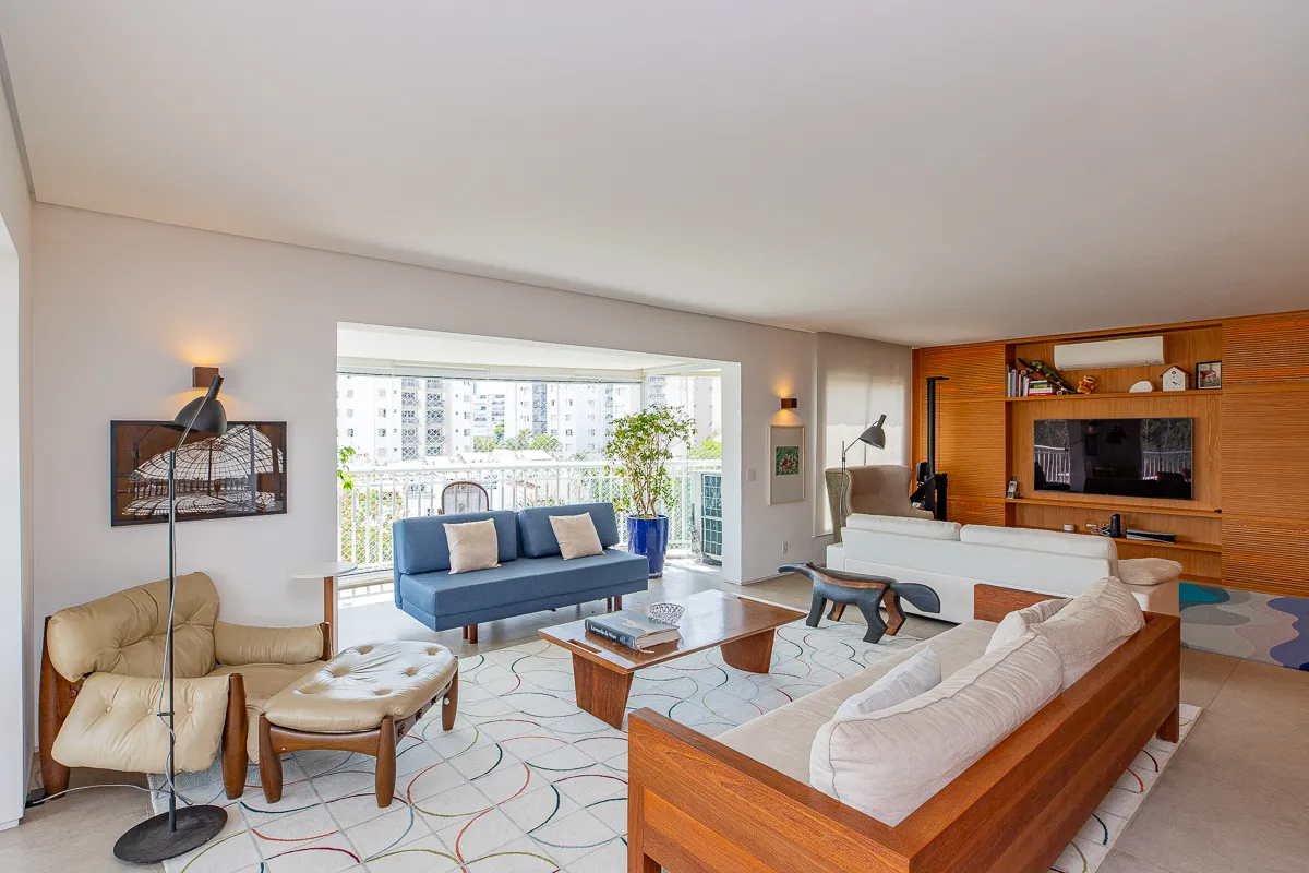 Apartamento para venda em Vila Sofia com 4 quartos, sendo 4 suítes, 246m²