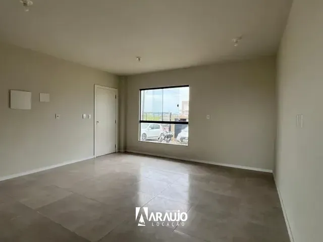 Apartamento 2 quartos e 1 banheiro, para alugar, no bairro Centro em Ilhota