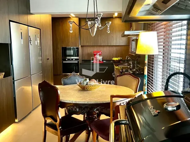 Apartamento com 310m² 4 quartos e 6 banheiros, à venda, no bairro Santa Cecília em São Paulo