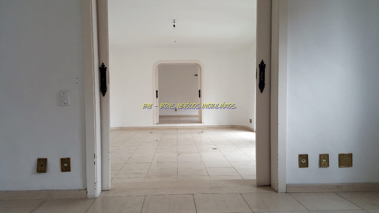 Apartamento, 3 quartos, 221 m² - Foto 2