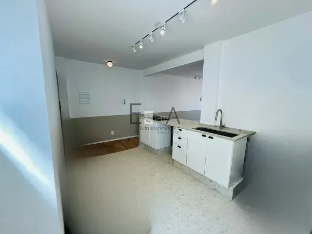 Apartamento com 74m² 2 quartos e 2 banheiros, à venda, no bairro Aclimação em São Paulo