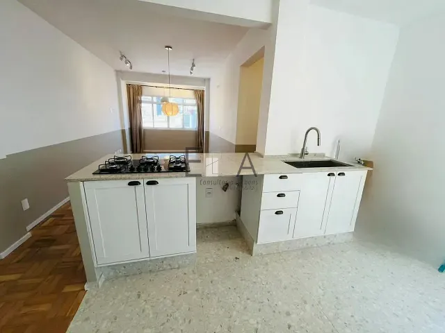 Apartamento com 74m² 2 quartos e 2 banheiros, à venda, no bairro Aclimação em São Paulo