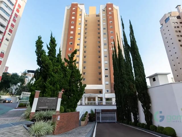 Apartamento 3 quartos e 2 banheiros, à venda, no bairro Ahú em Curitiba