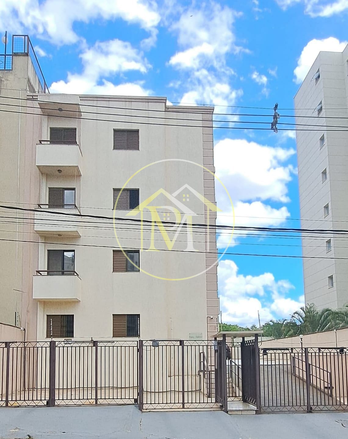 Apartamento à venda com 3 quartos, 61m² - Foto 1