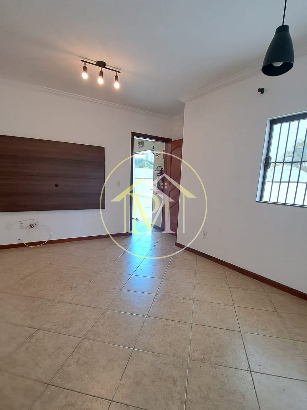 Apartamento à venda com 3 quartos, 61m² - Foto 2