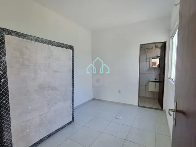 Apartamento 2 quartos e 1 banheiro, à venda, no bairro Parque Urupes em Taubaté