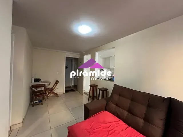 Apartamento 2 quartos e 1 banheiro, à venda, no bairro Parque Industrial em São José dos Campos
