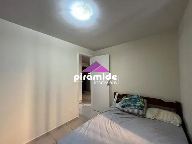 Apartamento 2 quartos e 1 banheiro, à venda, no bairro Parque Industrial em São José dos Campos