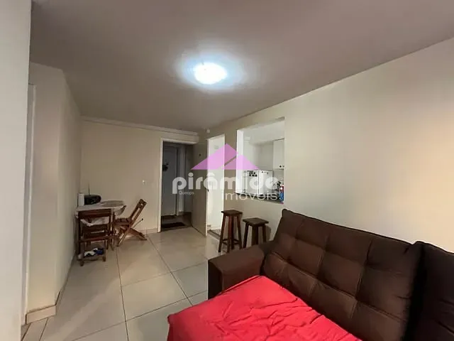 Apartamento 2 quartos e 1 banheiro, à venda, no bairro Parque Industrial em São José dos Campos